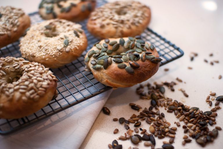 Pumpkin and Sunflower Seed Bagels Mondomulia
