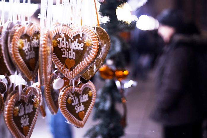 gingerbread frankfurt christmas market