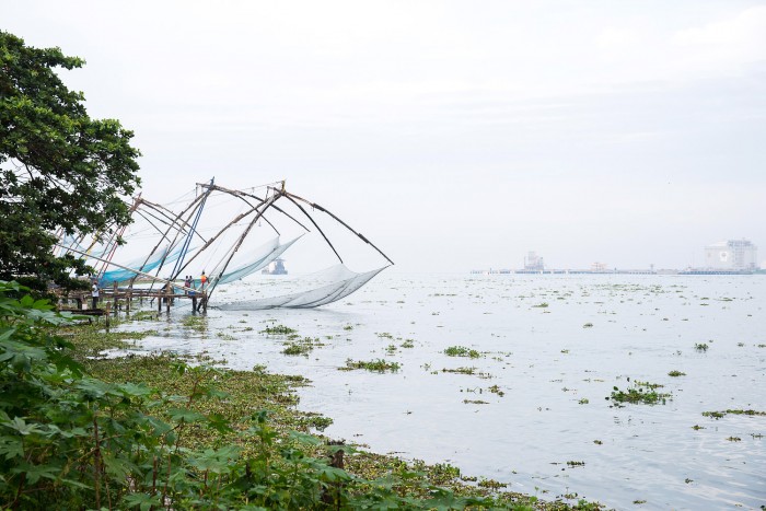 Chinese fishing nets in Fort Kochi | Five Epic Things To Do in Kerala #mondomulia