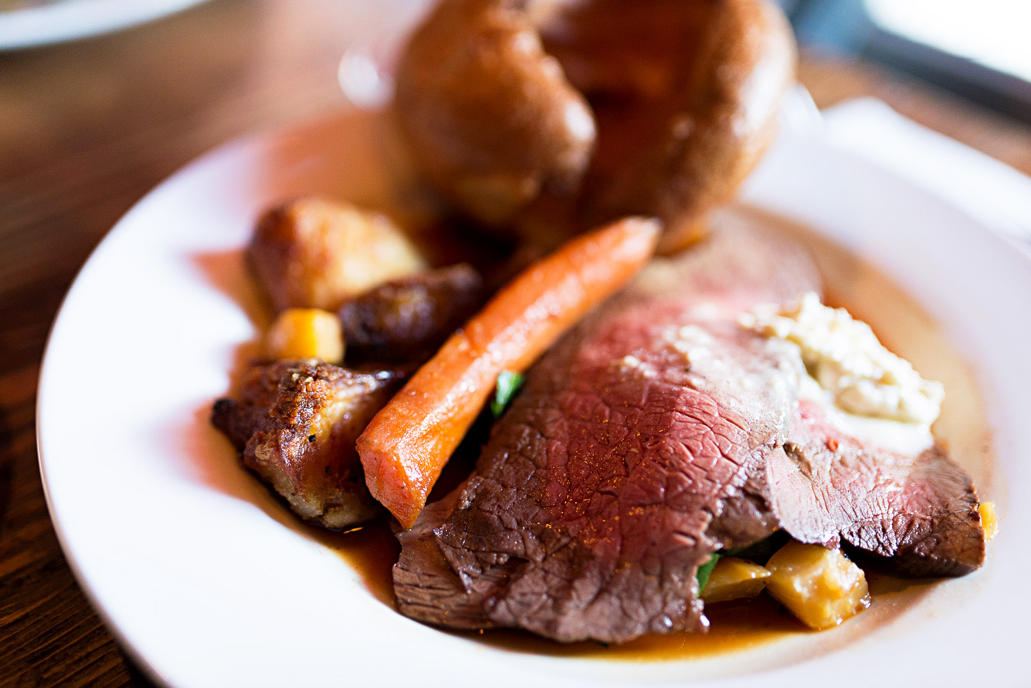 Sunday roast lunch at a pub in London