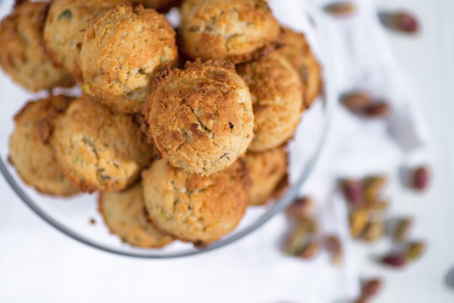 Vegan Pistachio Macaroons