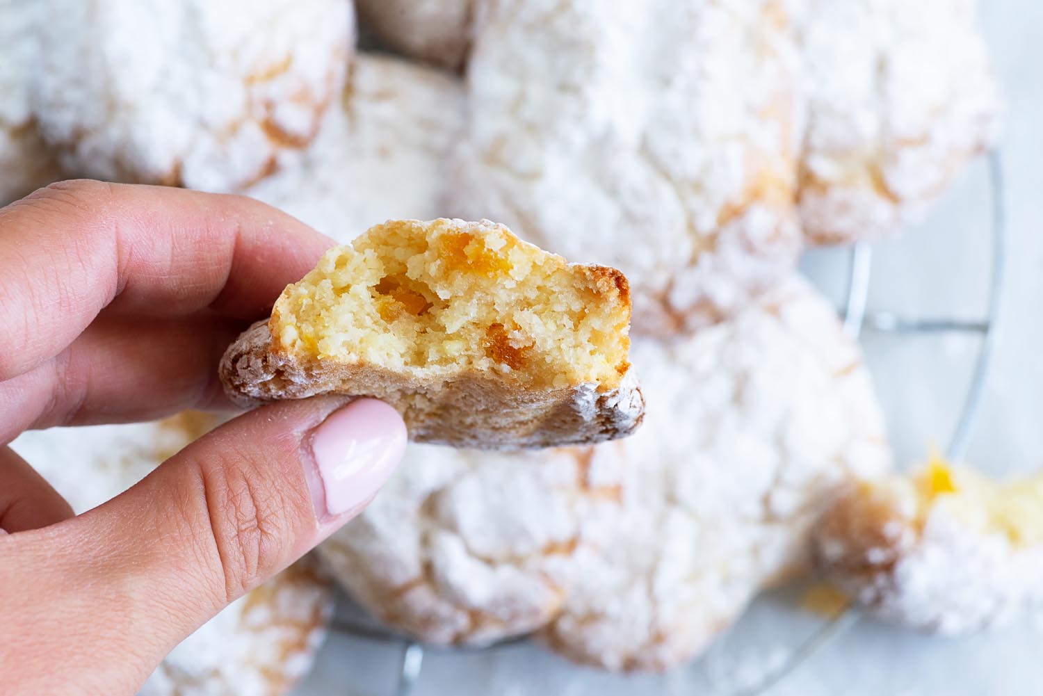 Almond macaroons for Passover