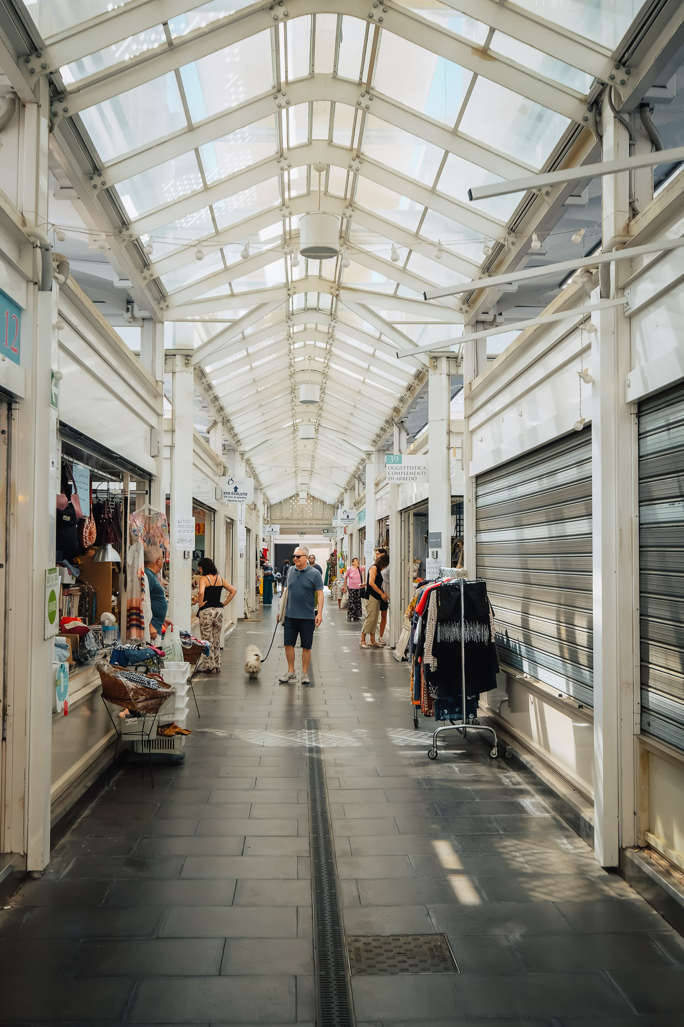 Testaccio Neighborhood Food and Market Tour in Rome with Devour Tours | Mondomulia