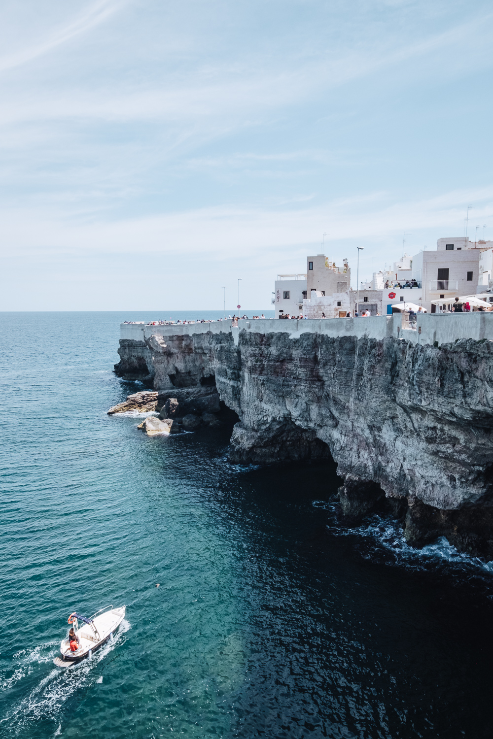Spiaggia di Cala Porto, Polignano a Mare, Puglia | A 7-day Road Trip Through Puglia and Matera | Mondomulia