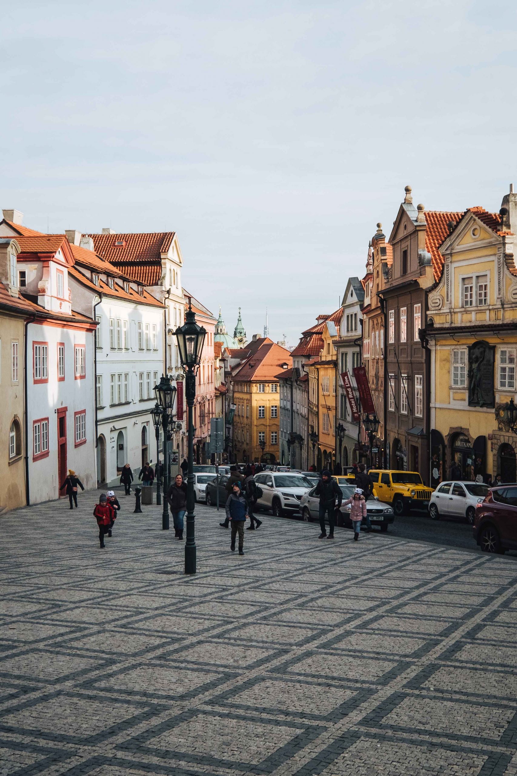 Malá Strana (the Lesser Town) is a hillside neighbourhood of Prague with views across the Vltava river to the old town | Mondomulia