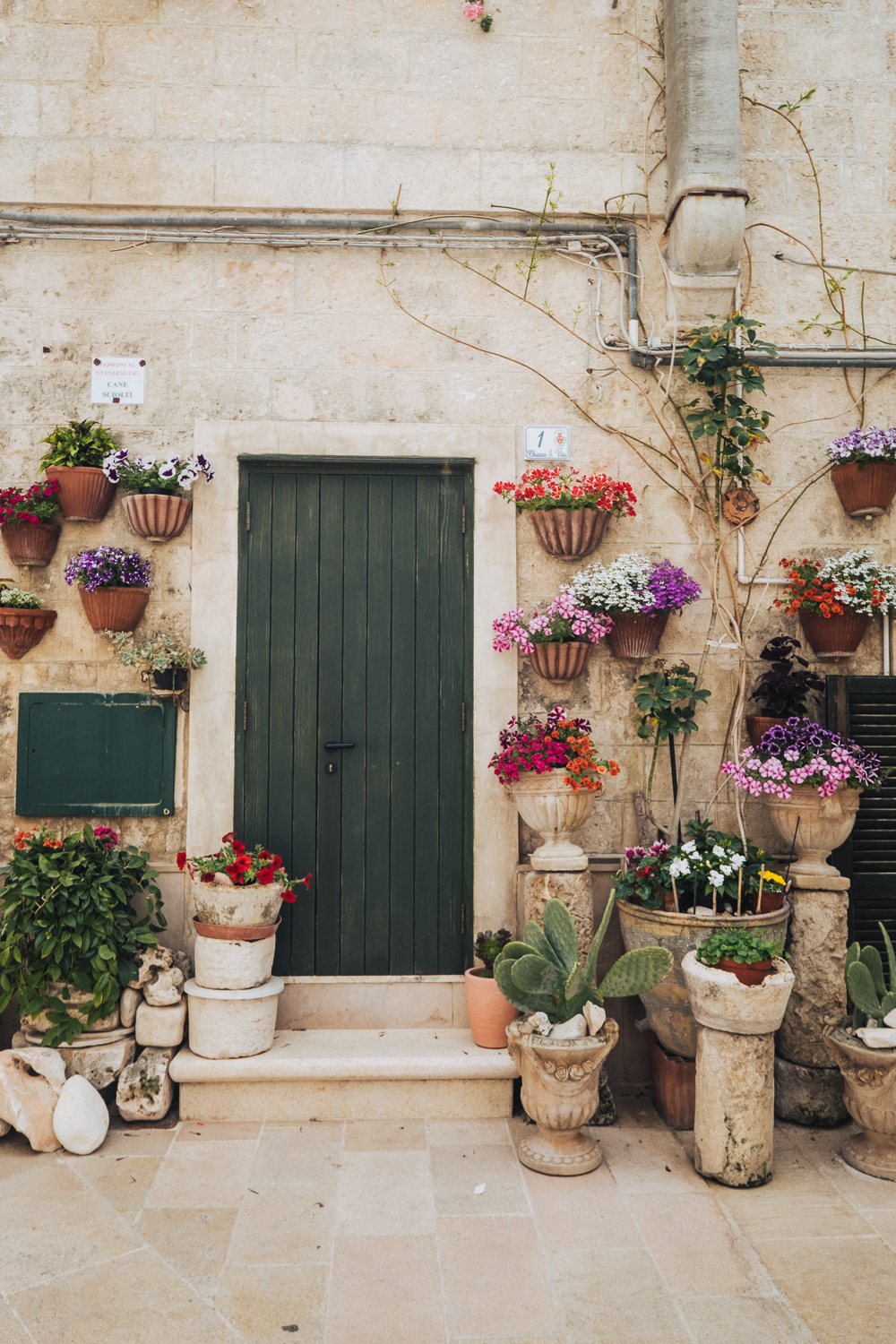Wandering through the old town of Monopoli | A 7-day Road Trip Through Puglia and Matera | Mondomulia
