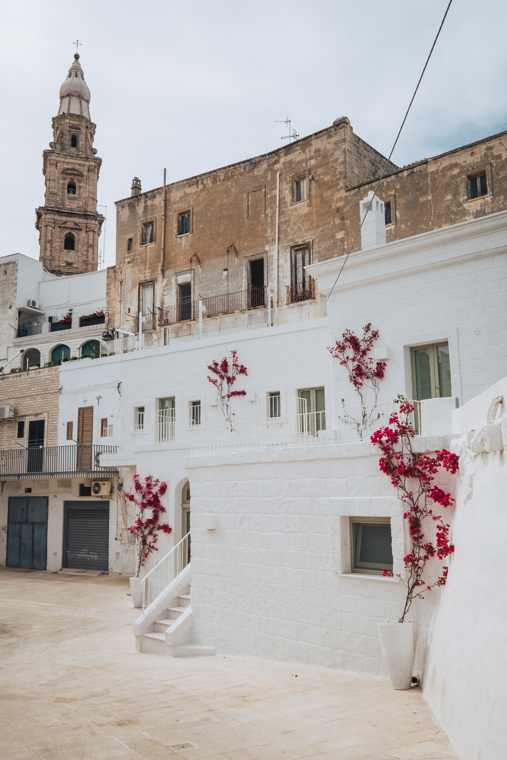 Wandering through the old town of Monopoli | A 7-day Road Trip Through Puglia and Matera | Mondomulia