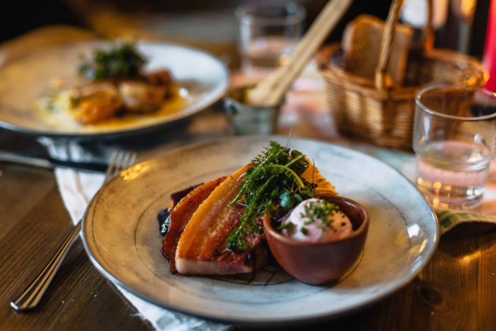 Lunch at Ravintola Savotta in Senate Square | What to do in Helsinki in winter by Mondomulia