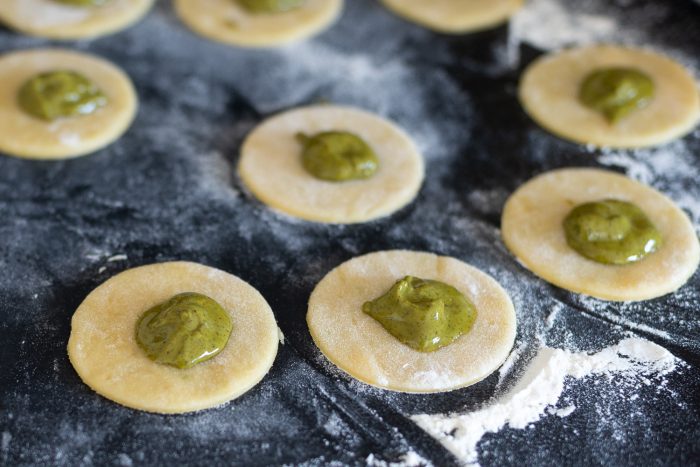 Jewish Hamantaschen Cookies with Pistachio Butter | Mondomulia