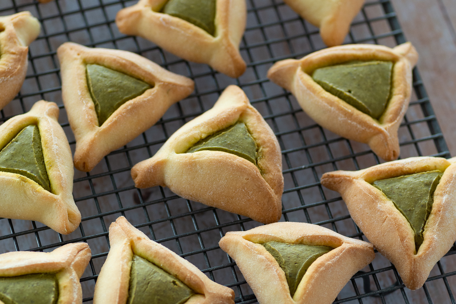 Jewish Hamantaschen Cookies with Pistachio Butter | Mondomulia