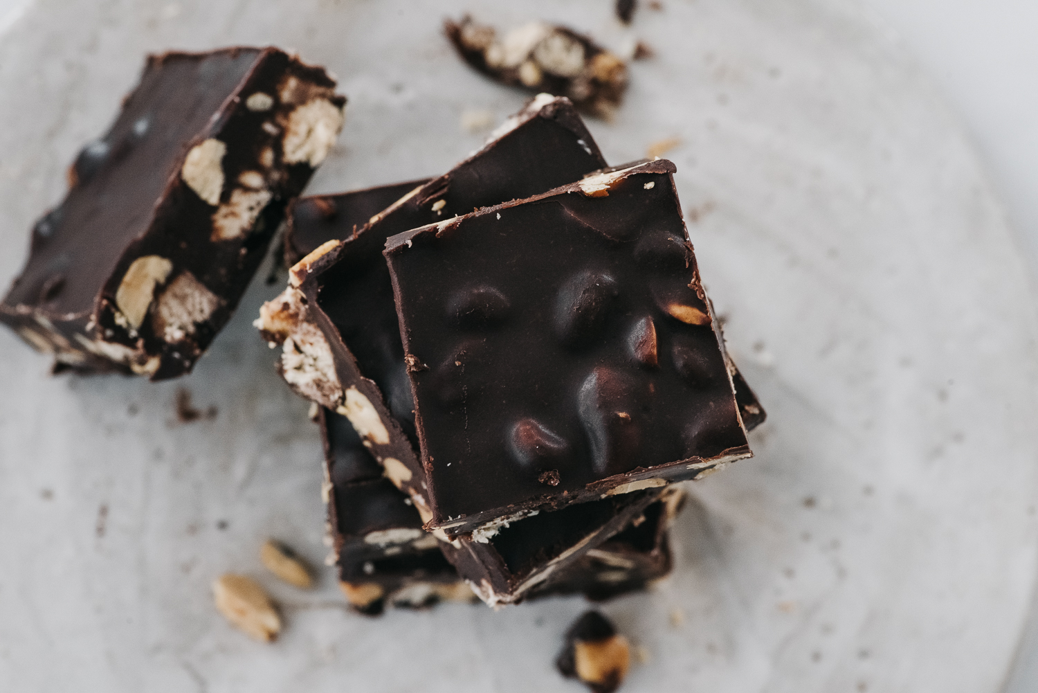 No Bake Sweet and Salty Crunchy Chocolate Bars