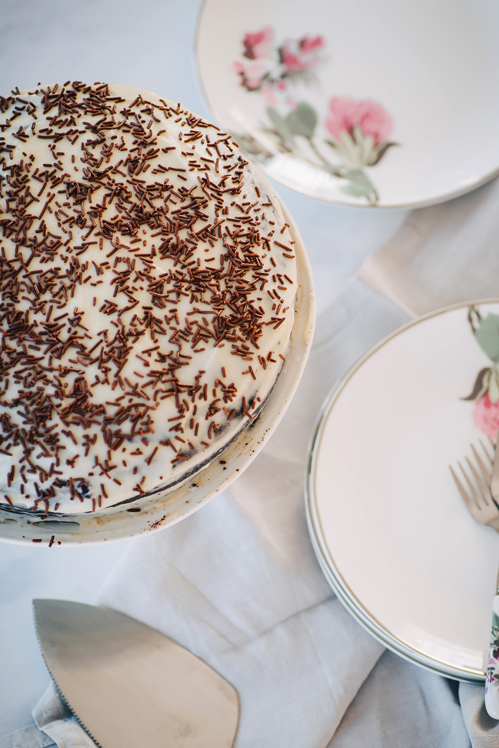 Chocolate Beetroot Cake with Buttercream Icing | Mondomulia