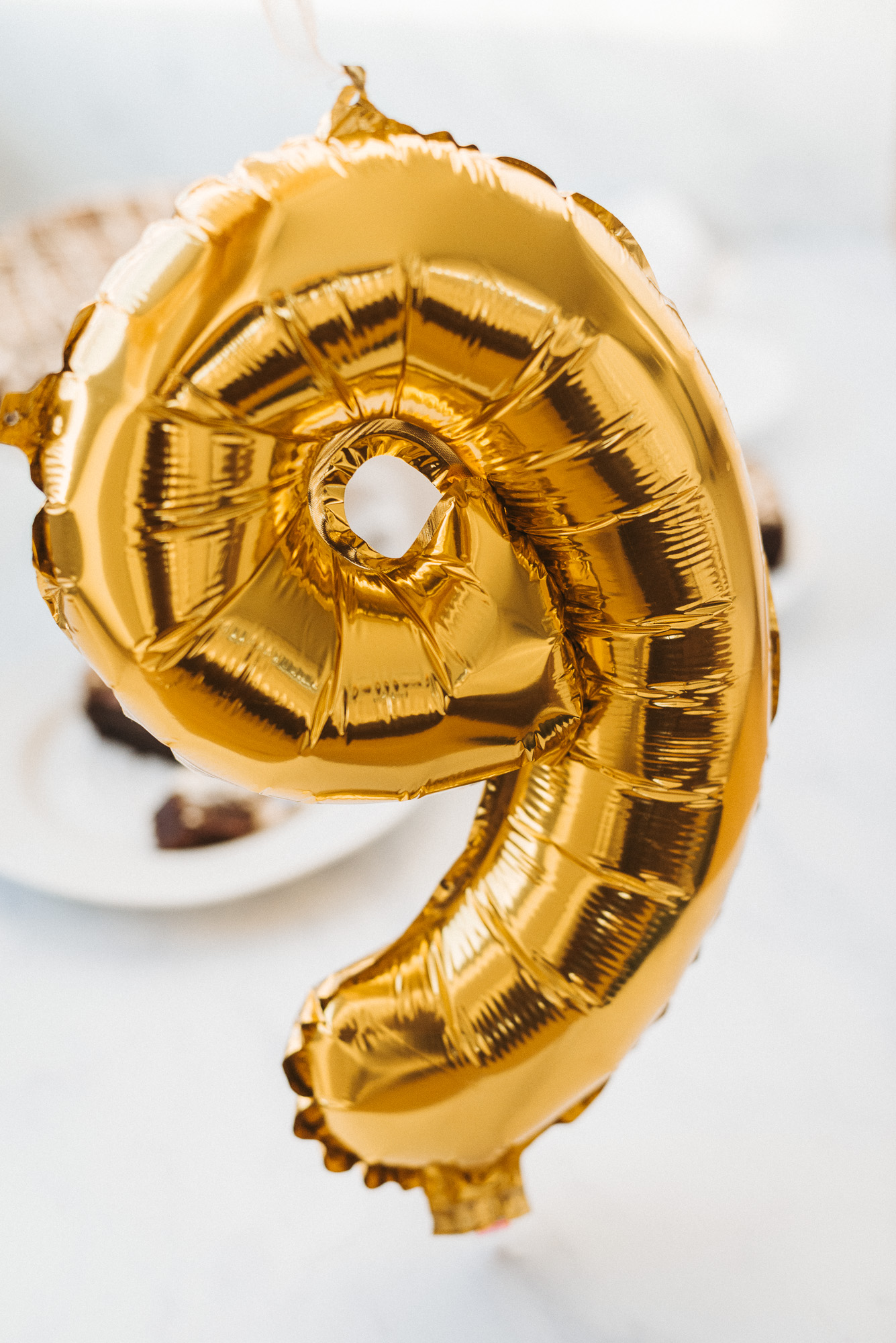 9 birthday balloon gold