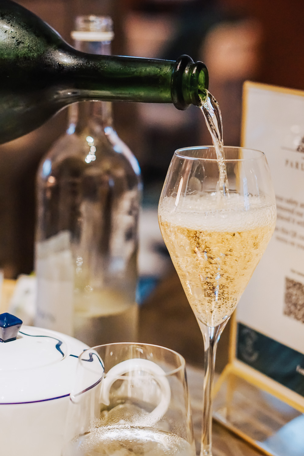 Bouquet de La Reine: Afternoon Tea with a twist at The Parlour, Great Scotland Yard Hotel, London