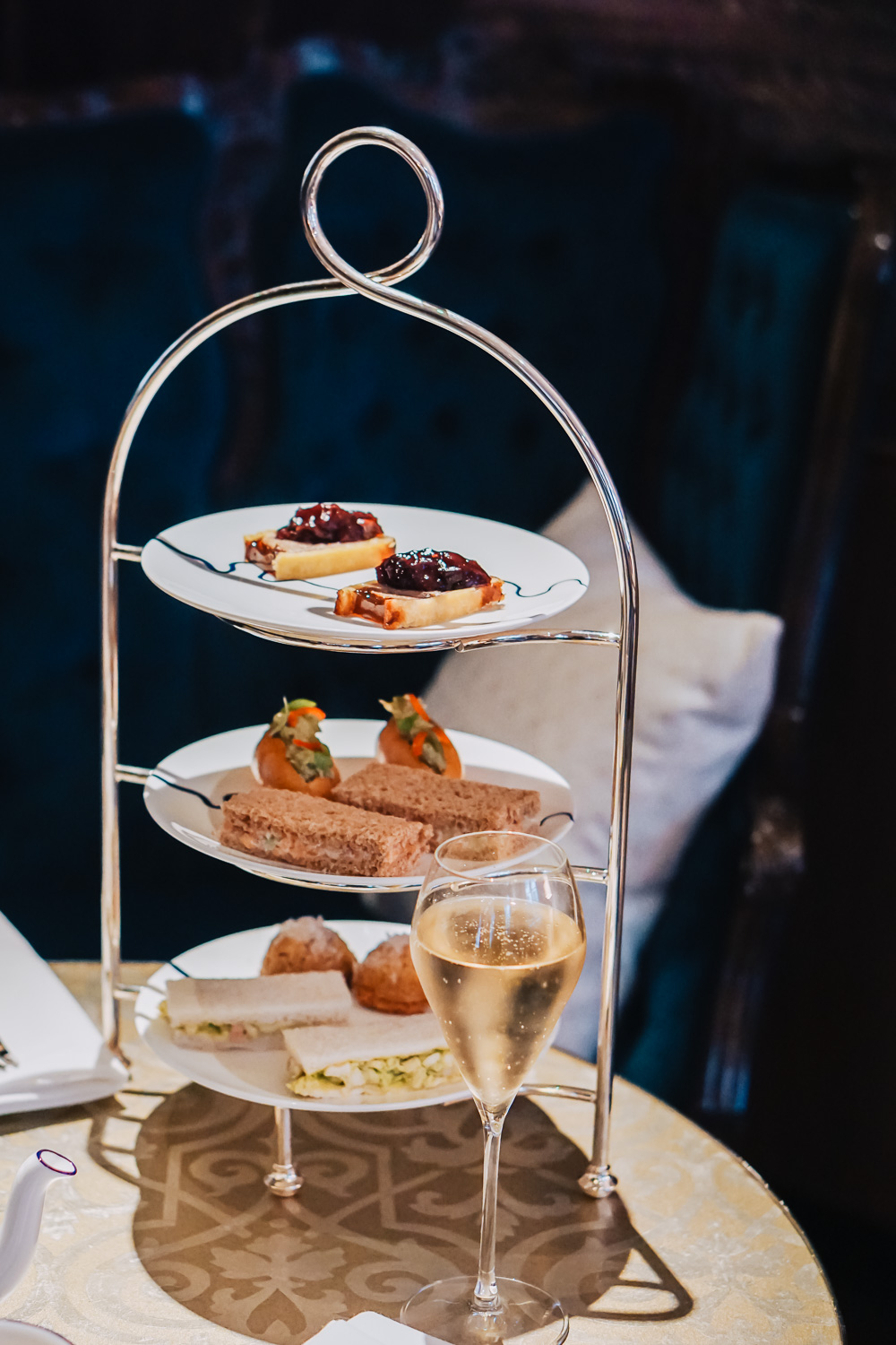 Bouquet de La Reine: Afternoon Tea with a twist at The Parlour, Great Scotland Yard Hotel, London
