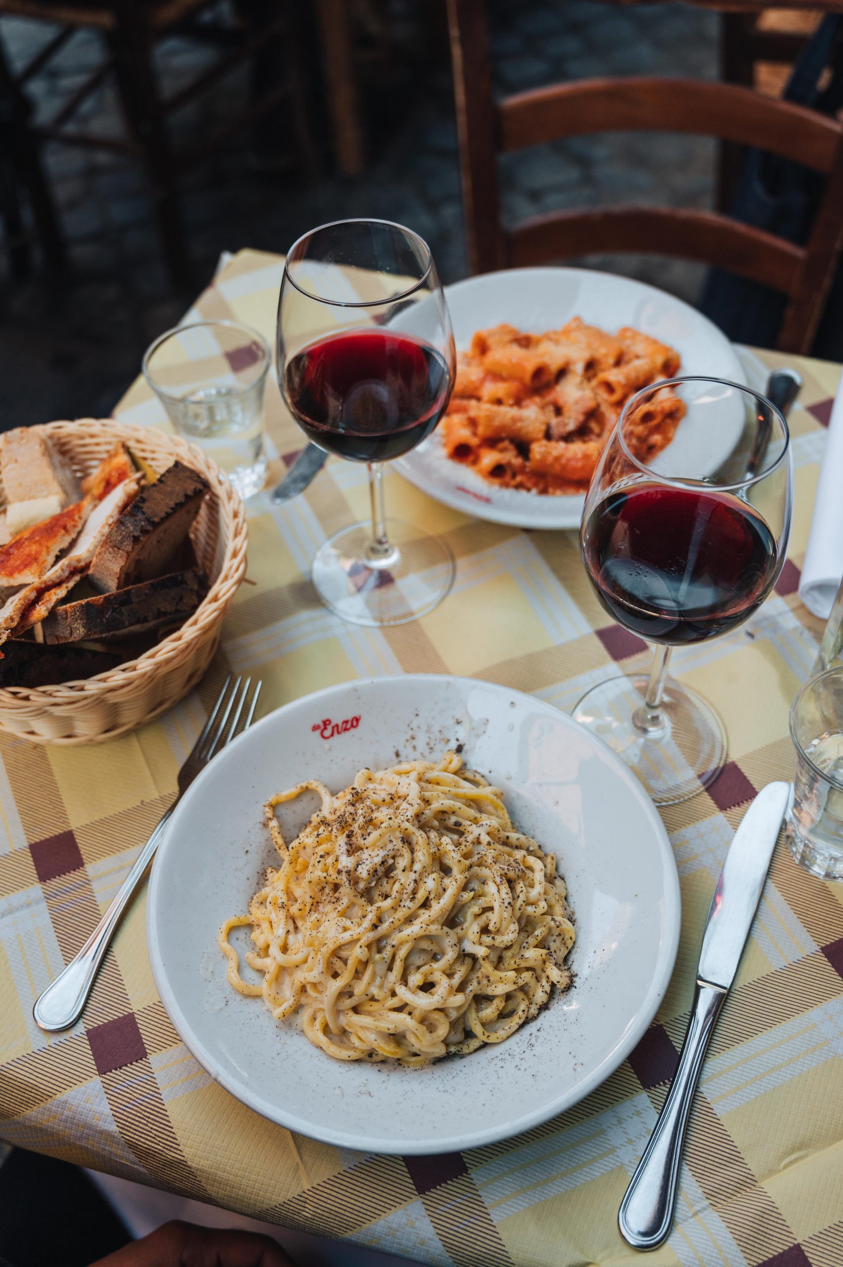 Tonnarelli Cacio e Pepe at Da Enzo al 29 trattoria in Trastevere, Rome Tonnarelli Cacio e Pepe at Da Enzo al 29 trattoria in Trastevere, Rome
