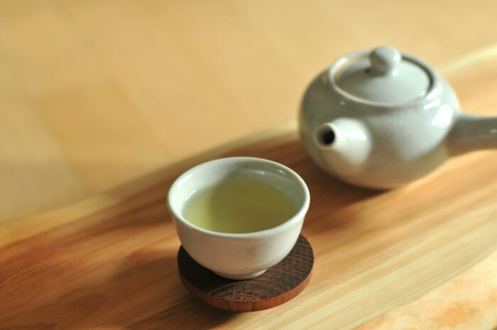 Green tea cup and teapot Green tea cup and teapot
